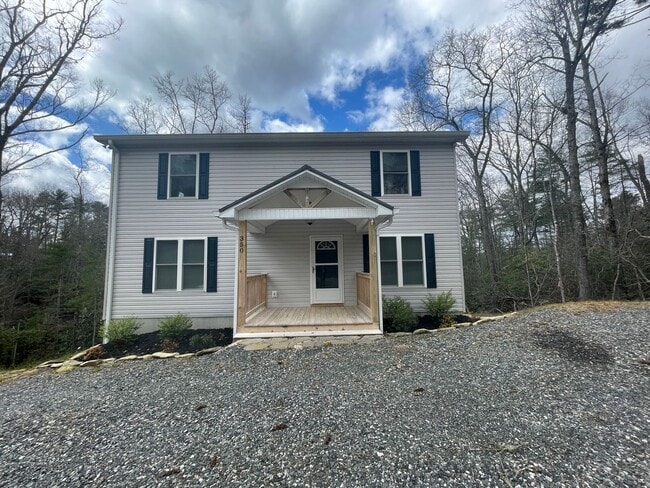 Photo - 350 Pinewood Cir House