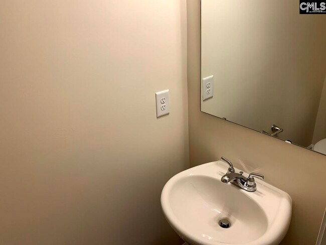 Foto del edificio - 553 Hatteras Dr