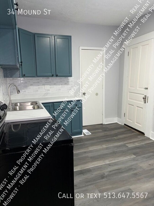 Photo - 34 Mound St House