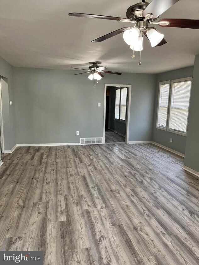 28 Knight Ave, Clementon, NJ 08021 House Rental in Clementon, NJ