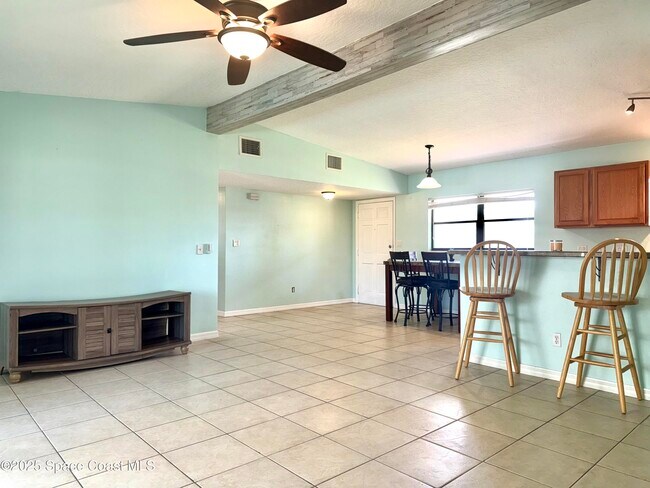 Foto del edificio - 225 Magnolia St