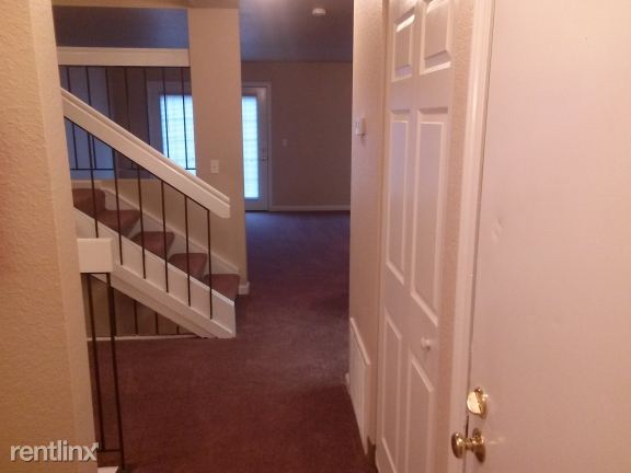 Foto del edificio - 1362 Sherwood Ave