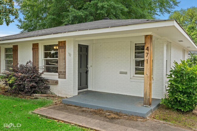Foto del edificio - Check Out this 3 bed 2 bath