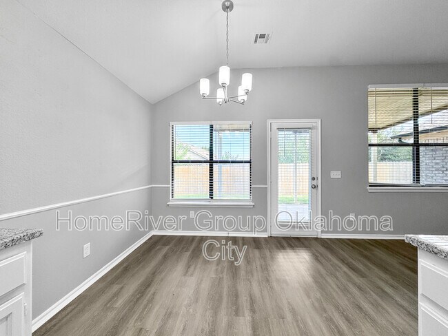 Building Photo - 10636 NW 35th St