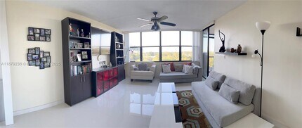 Building Photo - 16300 Golf Club Rd