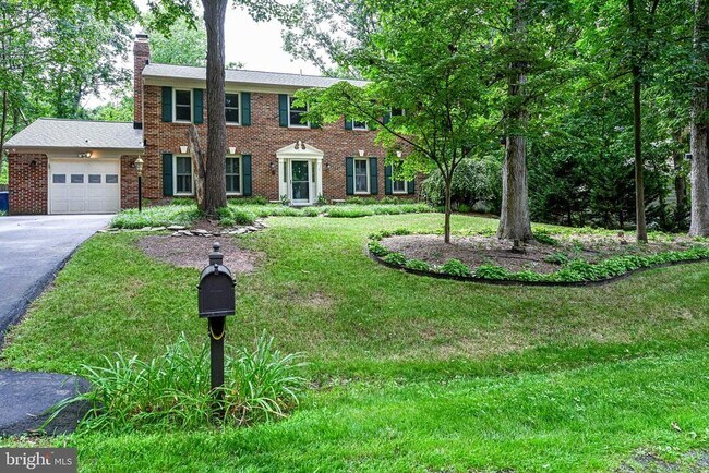 Foto del edificio - 12127 Holly Knoll Cir