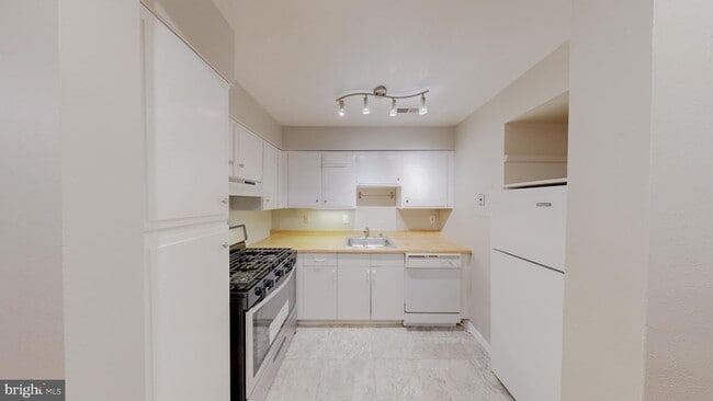 Photo - 9806 Georgia Avenue Unit 302 Apartment