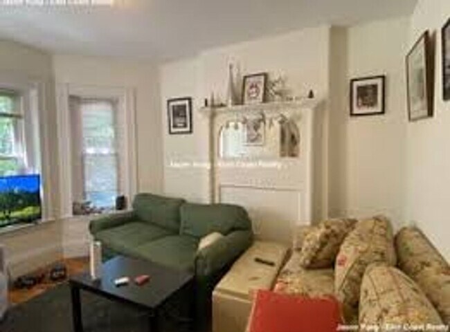 Building Photo - No Brokers Fee. Large House in Allston. Tw...
