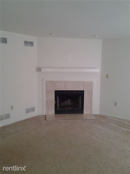 Primary Photo - 2733 Madison Ave