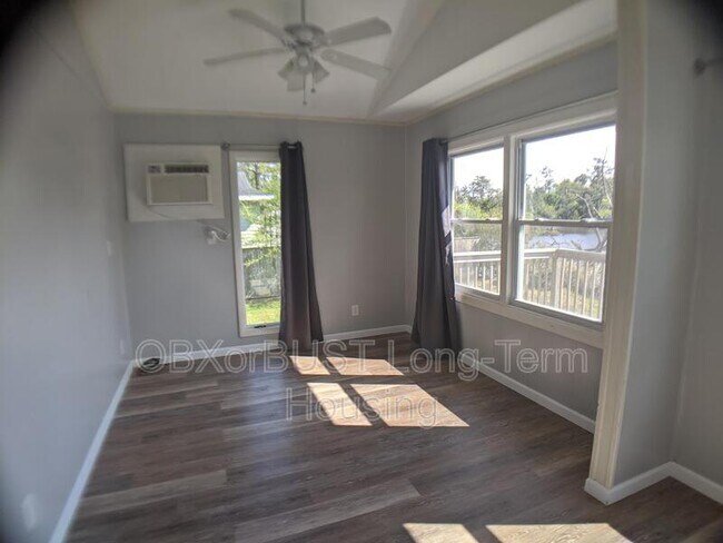 Foto del edificio - 987 W Kitty Hawk Rd
