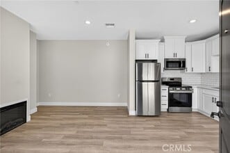 Building Photo - 8414 Burnet Ave
