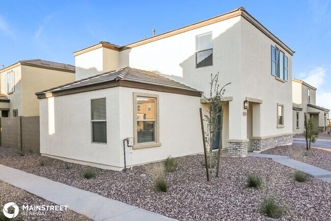 Building Photo - 8235 W Albeniz Pl, Phoenix, AZ 85043