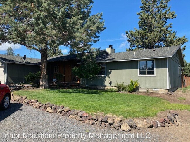 Building Photo - 3 br, 2 bath House - 60101 Sweetgrass Ln