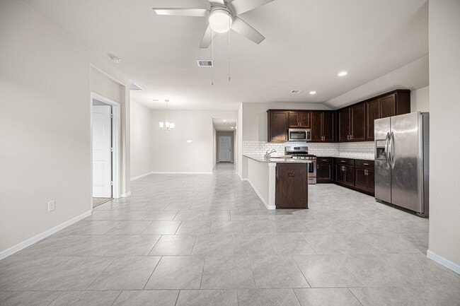 Foto del edificio - 8014 Ecru Ln