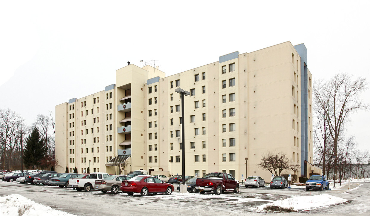 Primary Photo - Carpenter Place Apartments