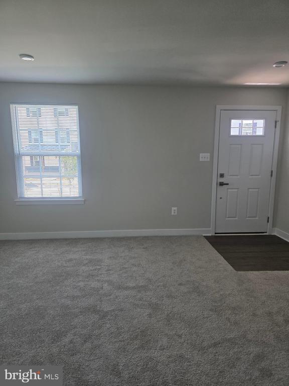 Building Photo - 703 Kalmar Ln