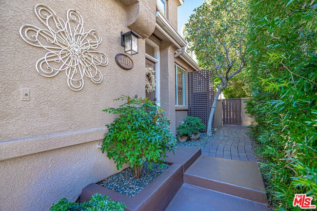 Foto del edificio - 27887 Skycrest Cir Dr