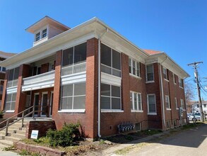 Building Photo - 827-833 Goodhue Blvd