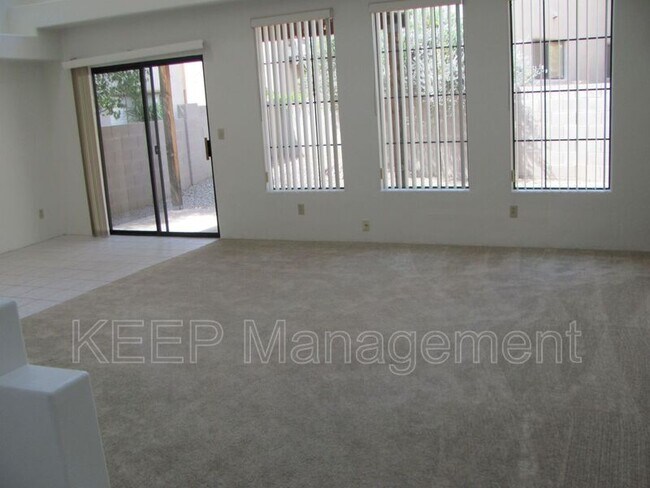 Building Photo - 4355 N Rillito Creek Pl