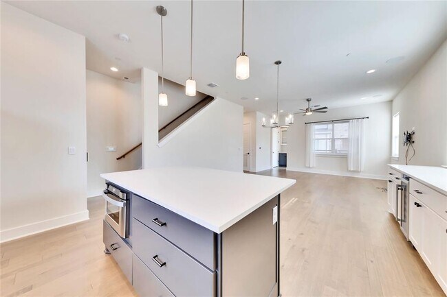 Building Photo - 4500 Freedom Dr