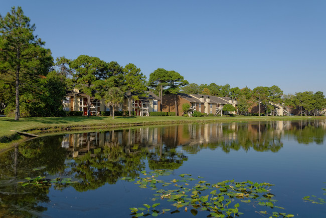 Building Photo - The Grove At Deerwood