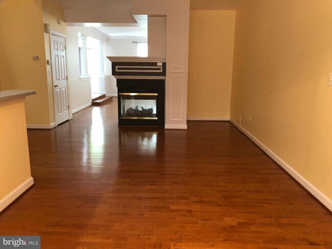 Building Photo - 12854 Marblestone Dr
