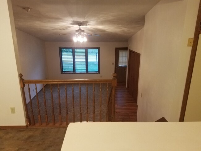 Building Photo - 2220-2 Skylark Dr