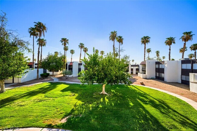 Foto del edificio - 1405 Vegas Valley Dr