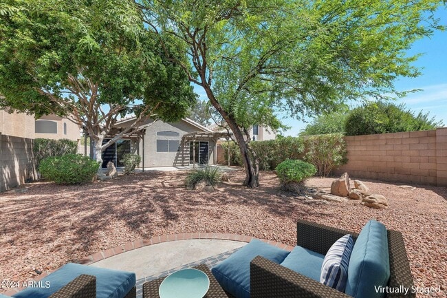 Foto del edificio - 4911 W Wickieup Ln
