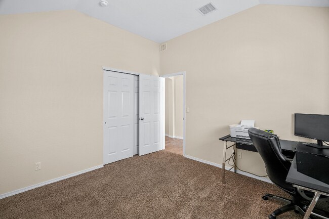 Foto del edificio - 13833 Sky Harbor Ave