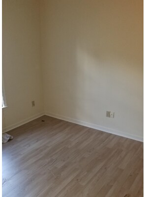 Building Photo - 907 Shelby Dr