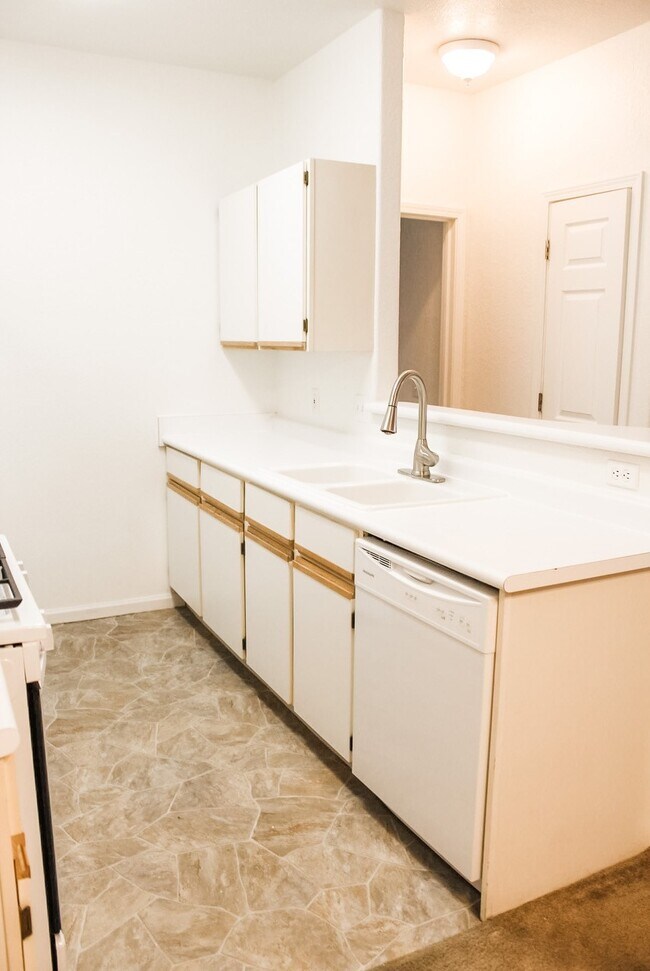Foto del edificio - 1101 Linden Ln