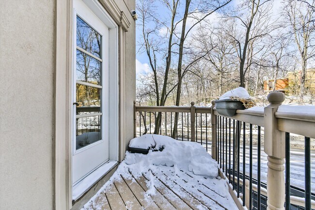 Photo du bâtiment - 50 Old Yonge St