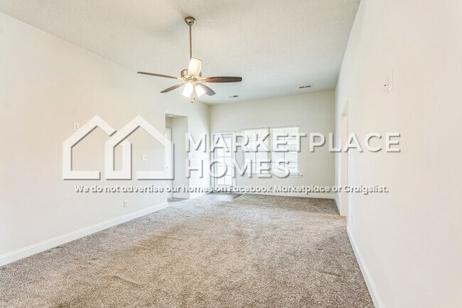 Foto del edificio - 2488 Marion Ln