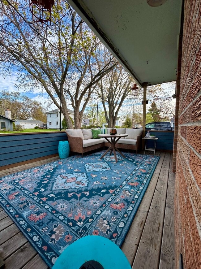Deck - 1010 E 3rd St