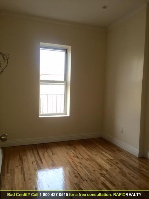 Building Photo - 519 Throop Ave
