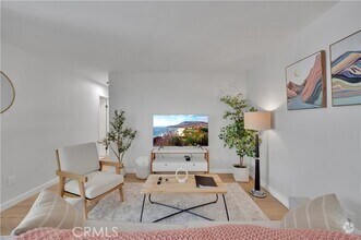Building Photo - 6679 Linda Vista Rd