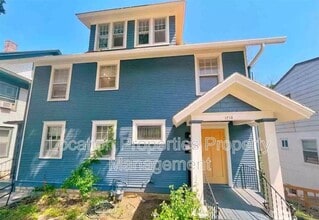 Building Photo - 1216 Louisiana St