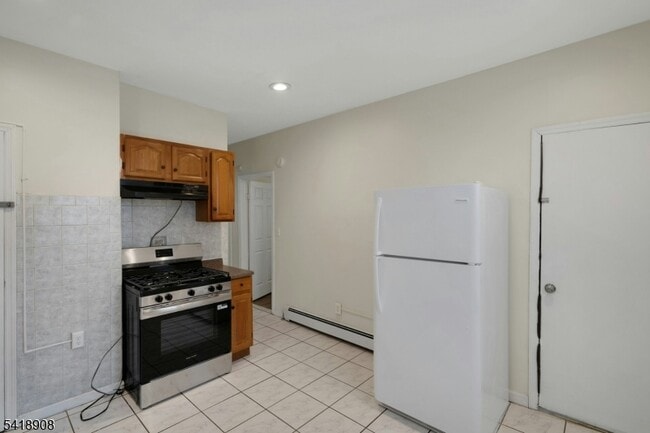 Building Photo - 496 S 21st St