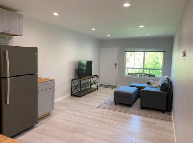 Building Photo - 9639 Spyglass Ave