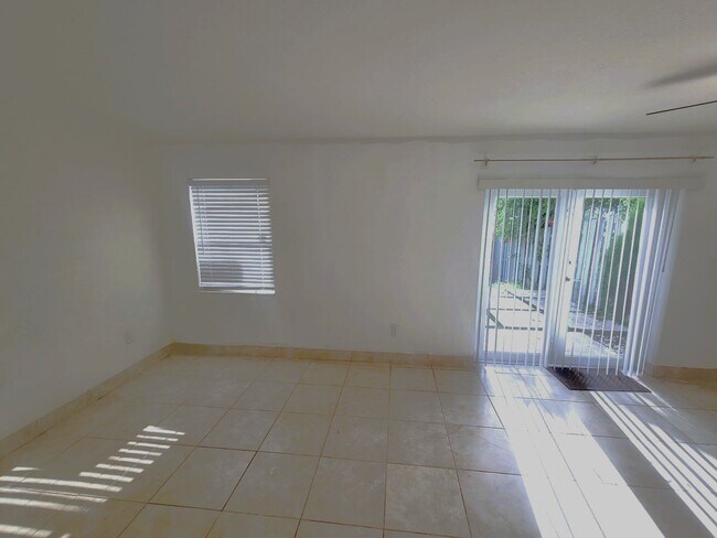 Building Photo - 20758 SW 83rd Ave