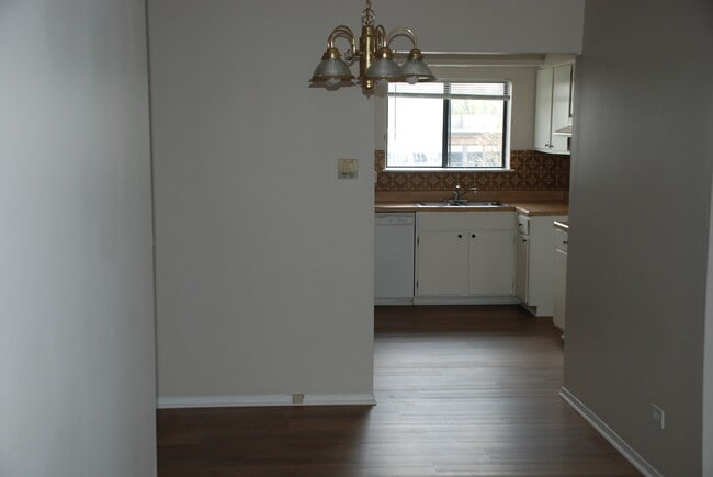 Building Photo - 1779 Rand Rd