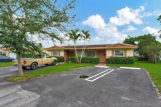 Building Photo - 3761 NW 78th Ln