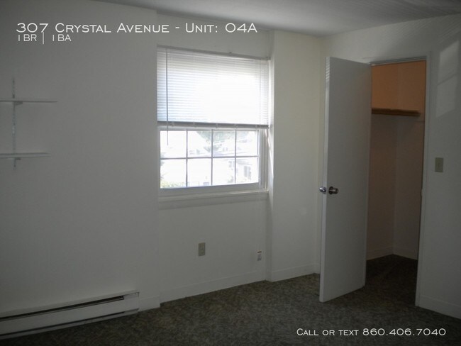 Building Photo - 307 Crystal Ave