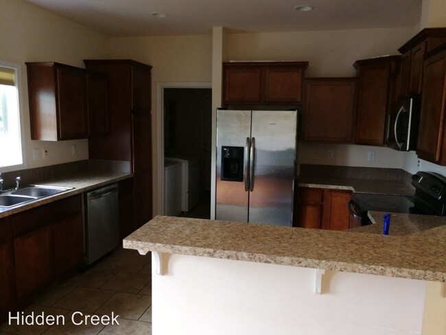 Building Photo - 4 br, 3 bath House - 228 Somerset Drive