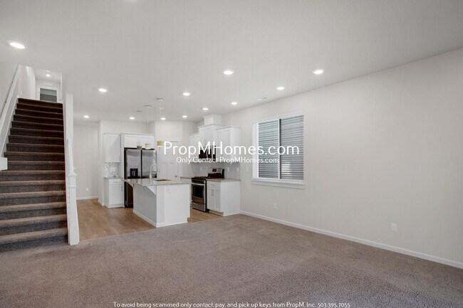 Foto del edificio - Modern Three Bedroom Home in SW Portland!