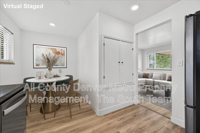Building Photo - 9050 N Elm Ct