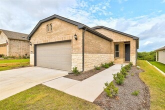 Building Photo - 310 Livewater Ln