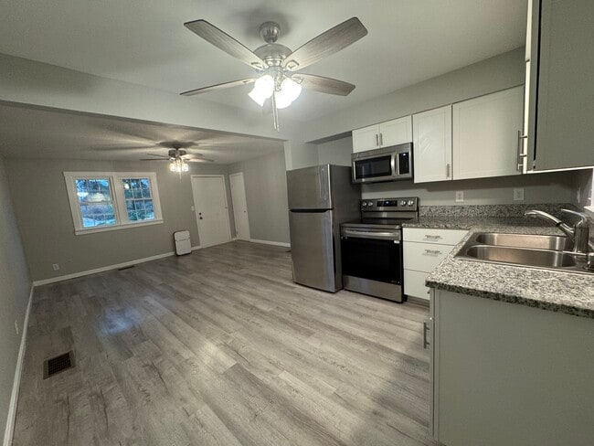 Building Photo - 6440 Highway 135 NE