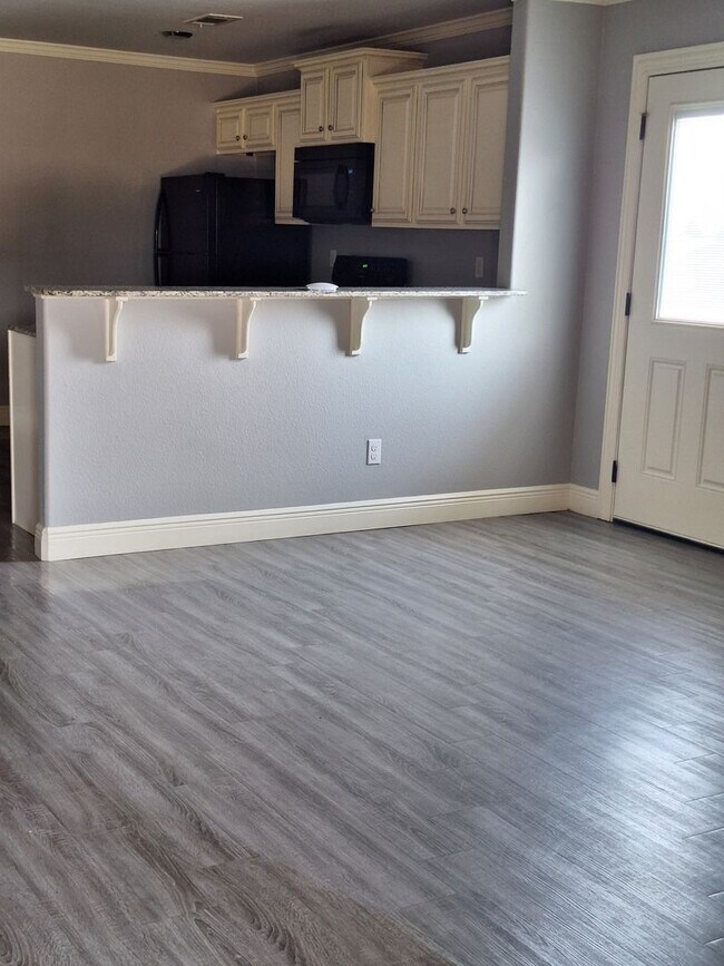 Foto del edificio - 3 bedroom Duplex